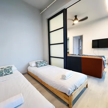 Jesselton Quay Kota Kinabalu City Centre By Lw Suites Room photo