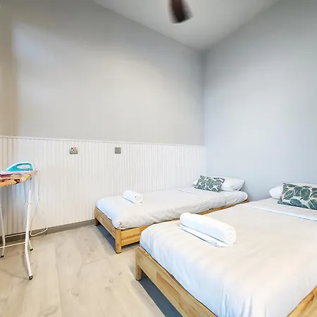 Jesselton Quay Kota Kinabalu City Centre By Lw Suites Room photo