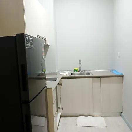 Jesselton Quay Kota Kinabalu City Centre By Lw Suites Room photo
