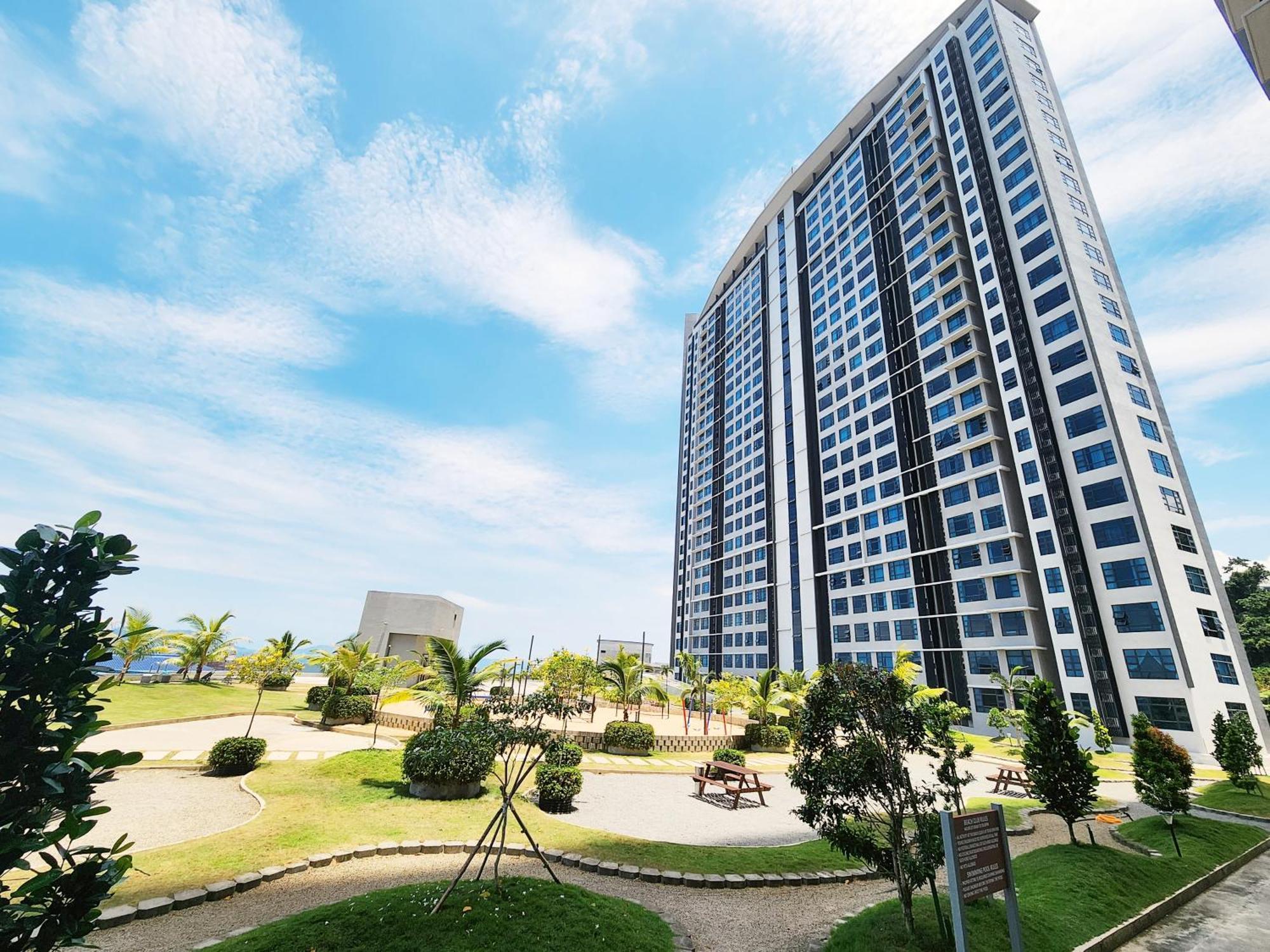 Jesselton Quay Centre By Lw * Kota Kinabalu