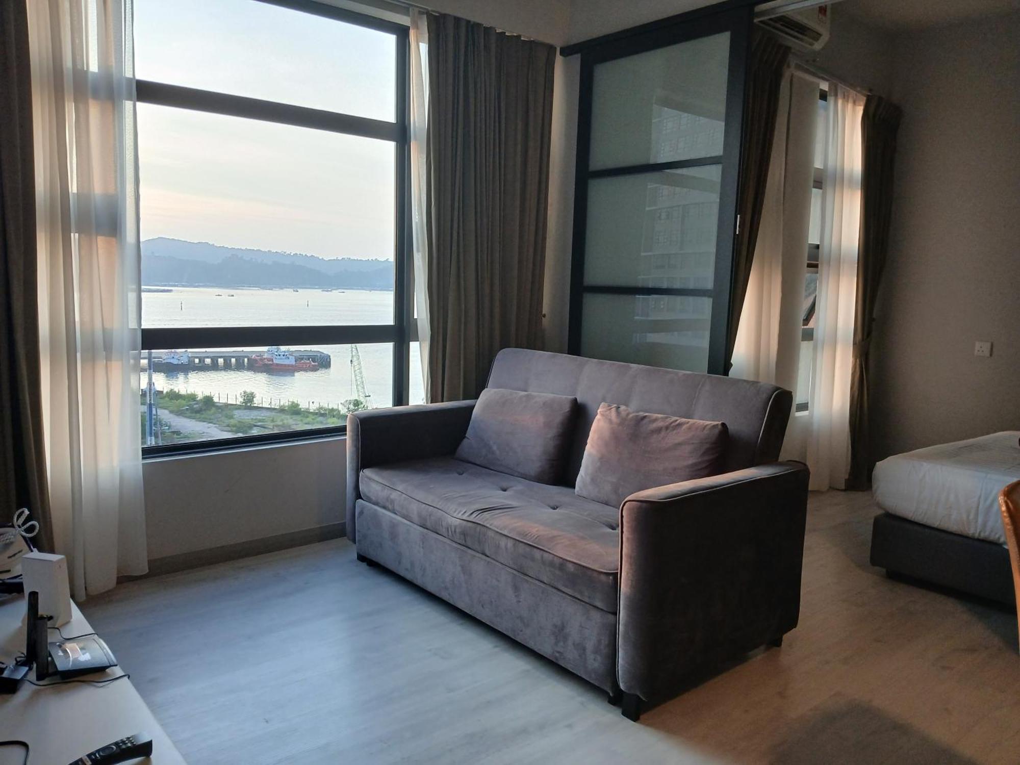 Jesselton Quay Centre By Lw