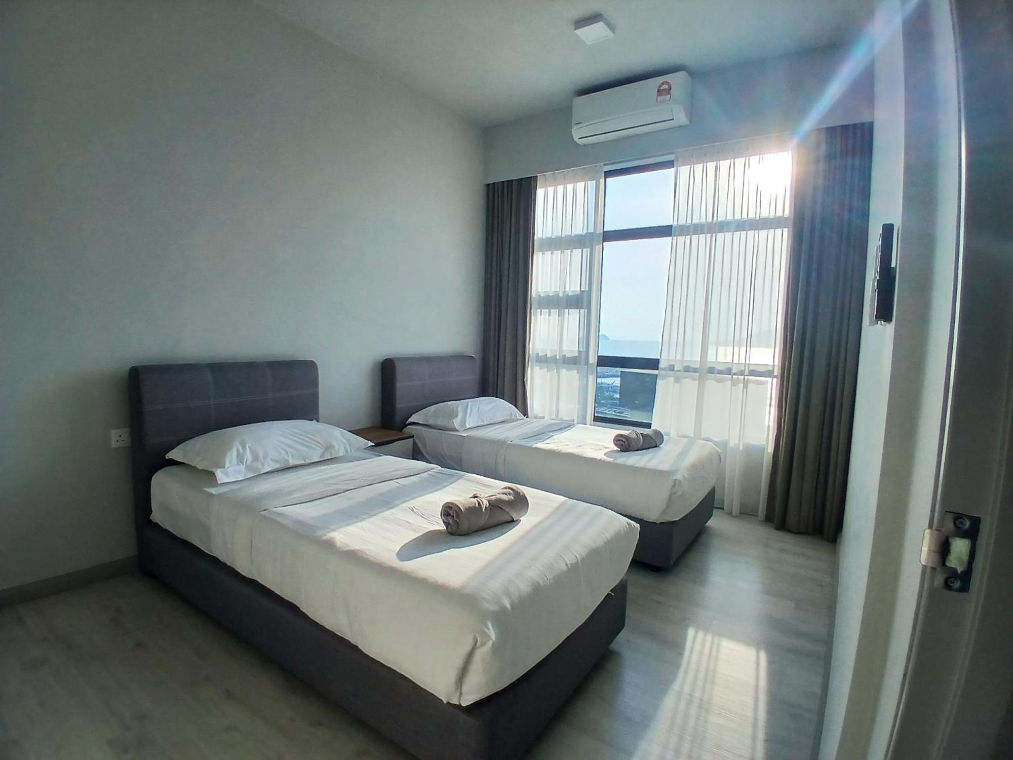 Jesselton Quay Centre By Lw * Kota Kinabalu